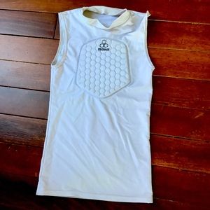 Baseball Heart Guard undershirt - McDavid - size Medium 10/12